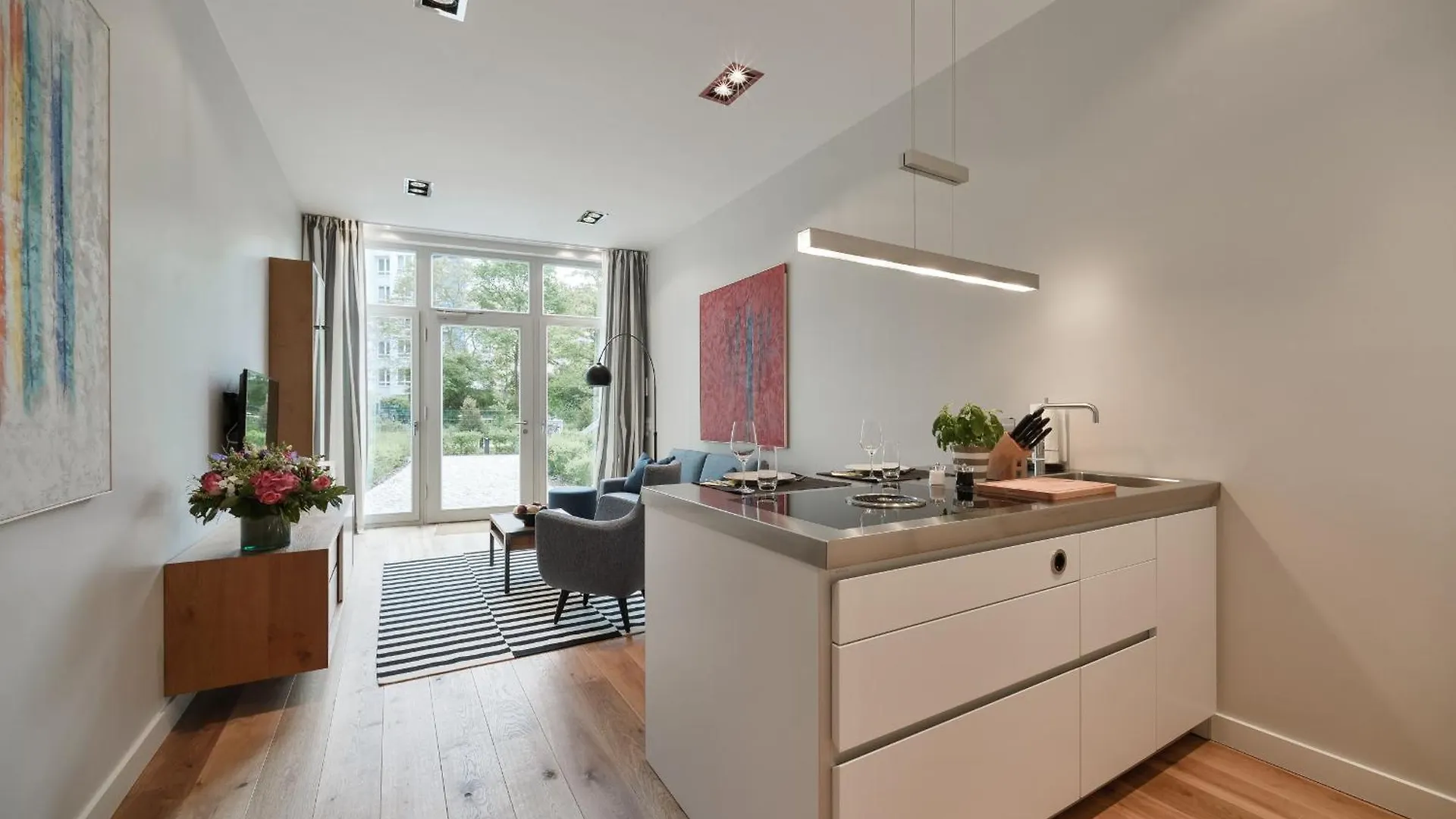 Downtown Apartments Living Βερολίνο Ξενοδοχείο με διαμερίσματα