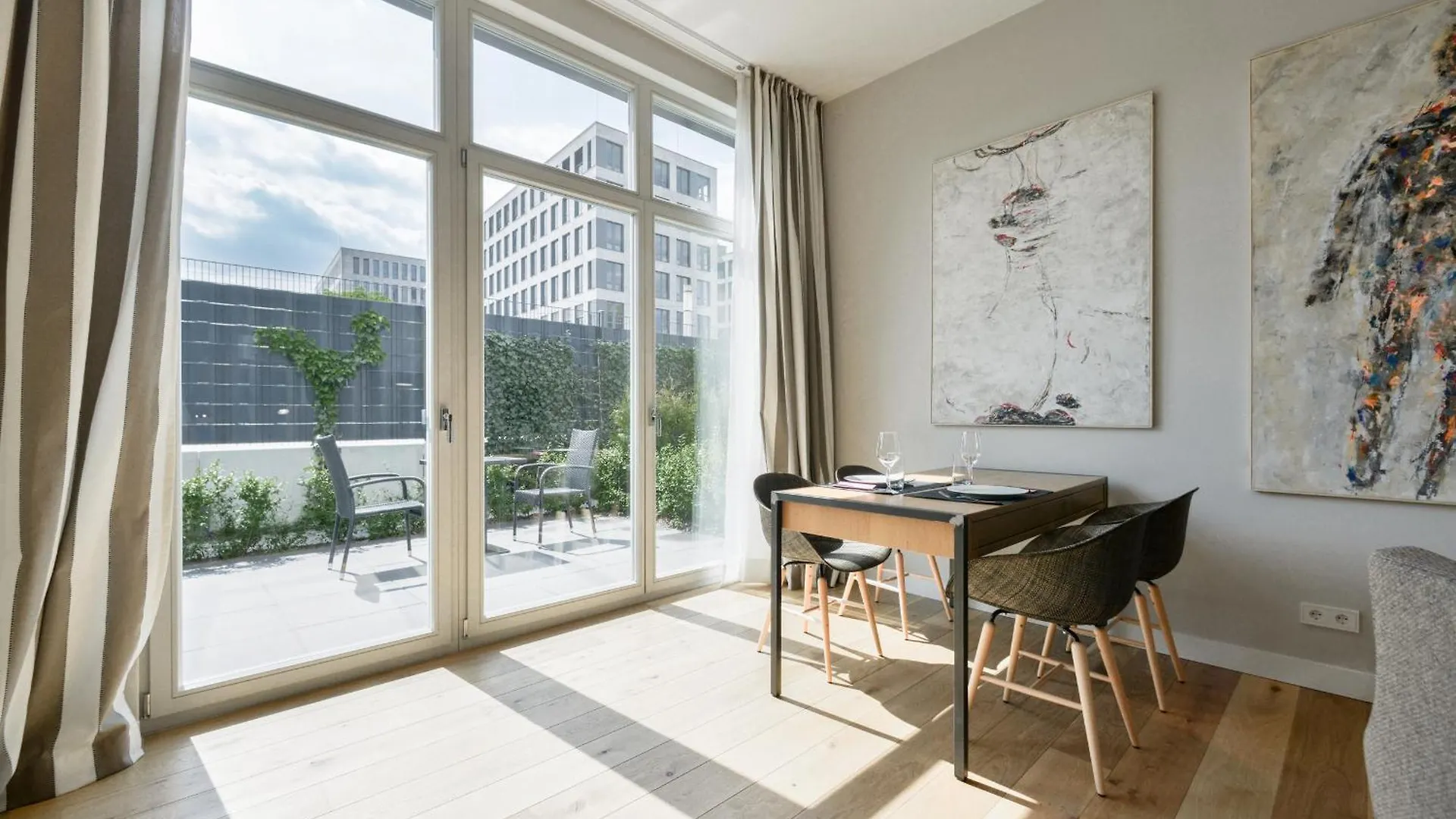 Downtown Apartments Living Berlin Apart Otel
