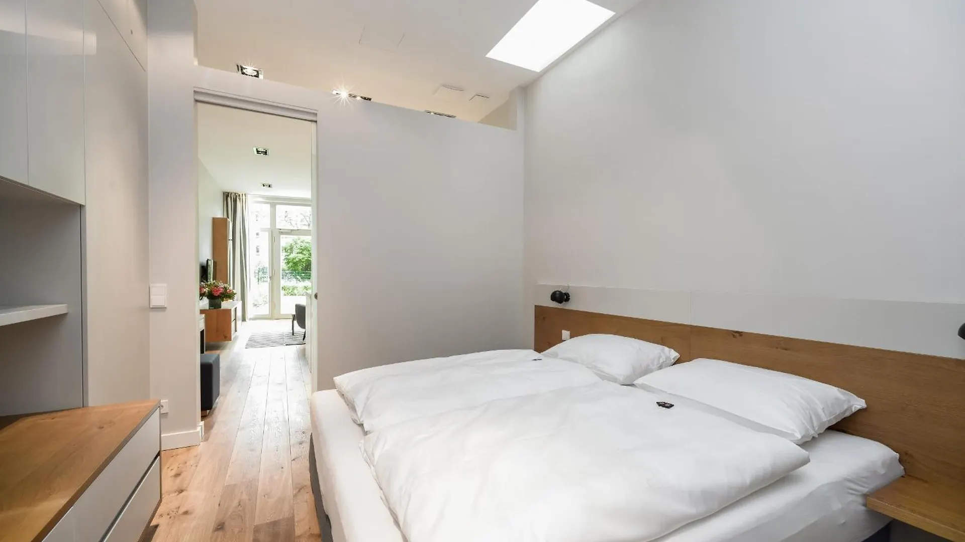 Downtown Apartments Living Berlin Aparthotel