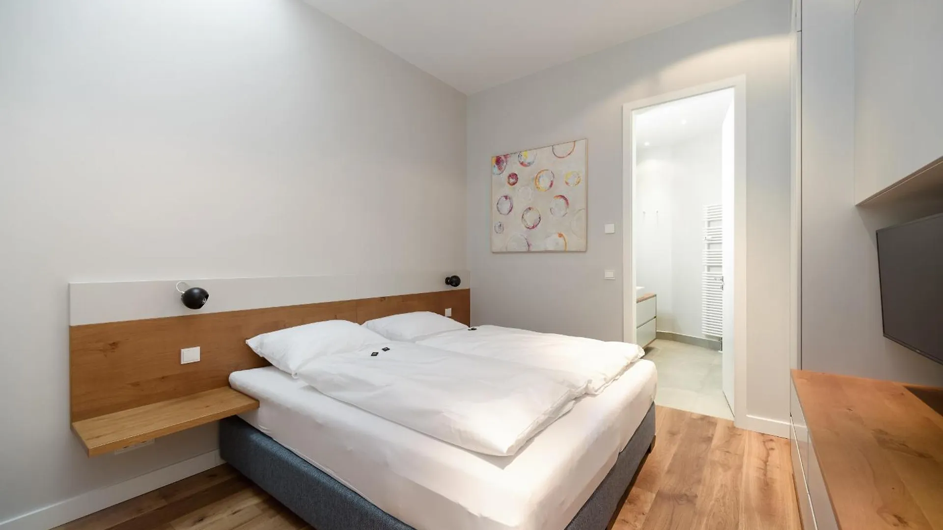 Downtown Apartments Living Berlin Aparthotel