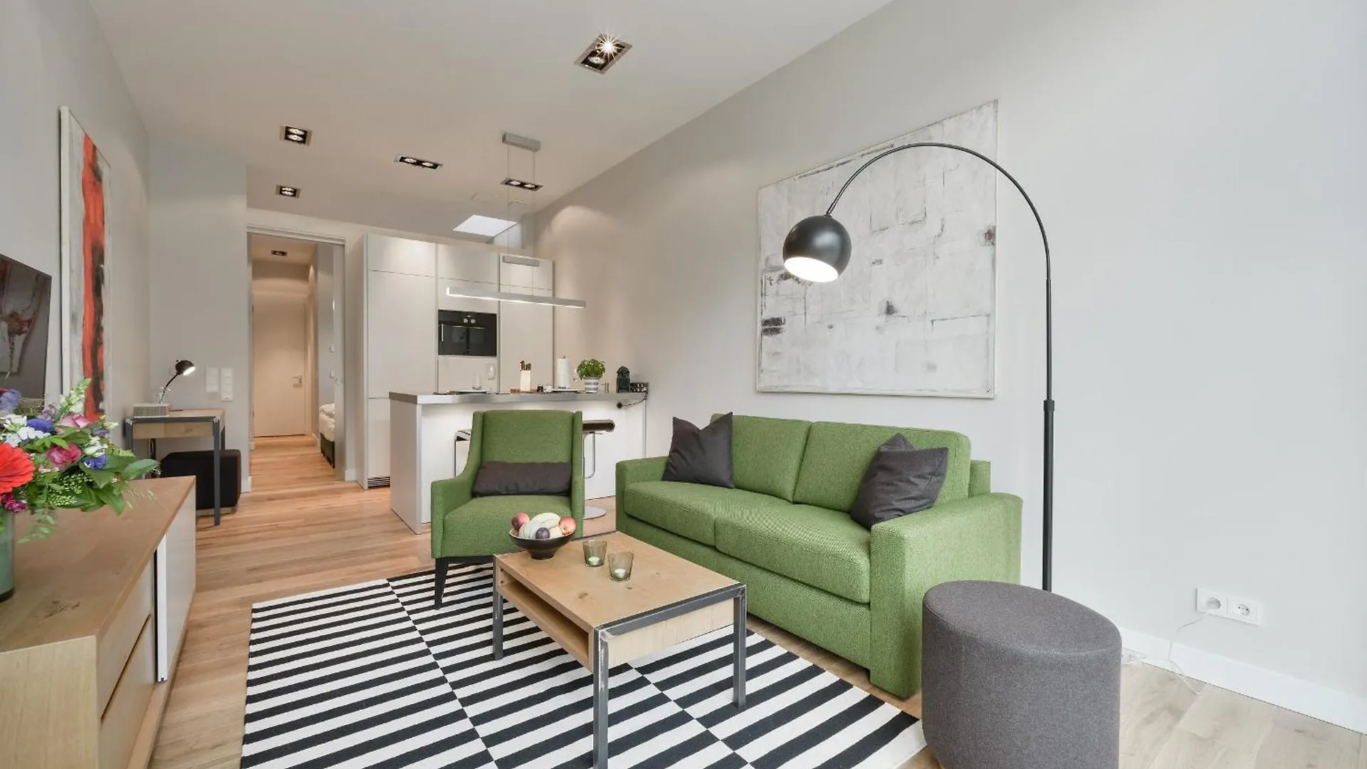 برلين Downtown Apartments Living 0*,
